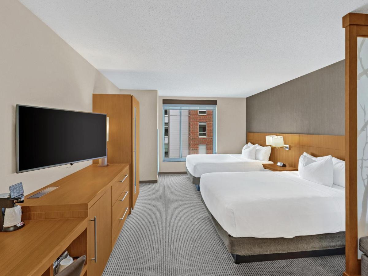 Hyatt Place Champaign/Urbana Екстер'єр фото
