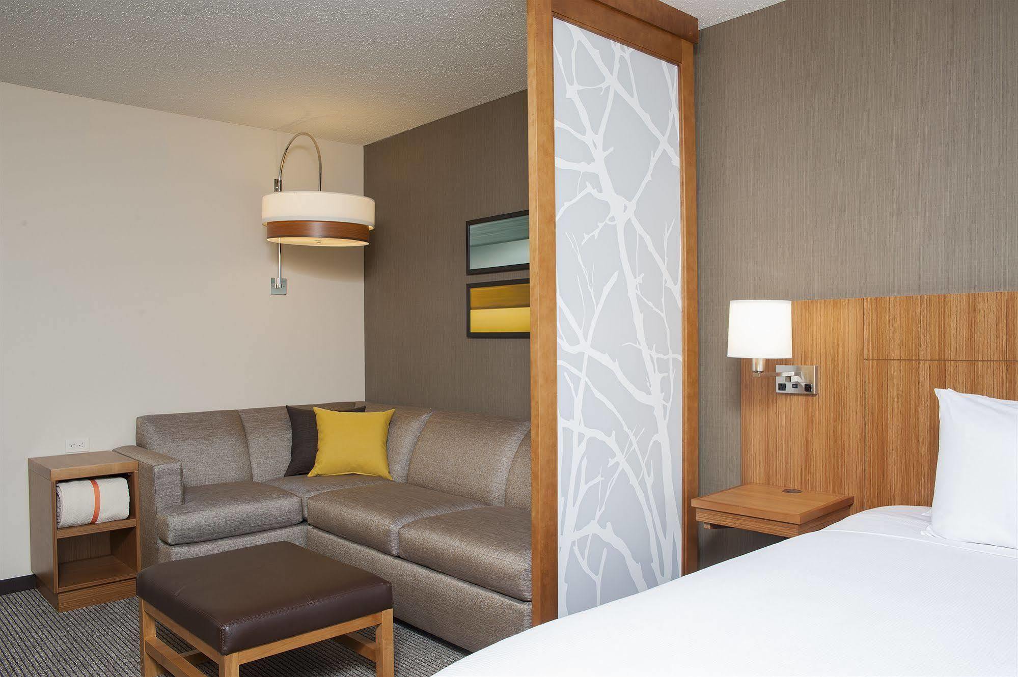 Hyatt Place Champaign/Urbana Екстер'єр фото
